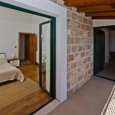 Zurnata 别墅 Bogomolje