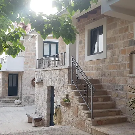žurnata *